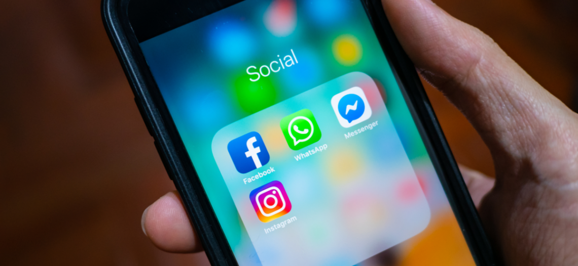 Facebook va con todo contra quien desinforme