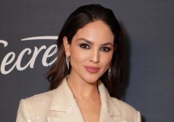 “No se emborrachen y se tatúen”: Eiza González se quita tatuaje