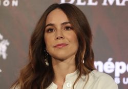 Camila Sodi busca pareja en Tinder y lo presume en redes