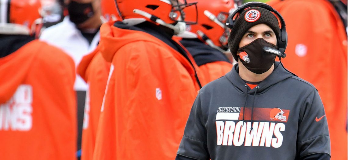 Cleveland recupera a su entrenador en jefe