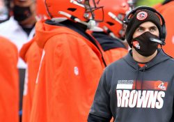 Cleveland recupera a su entrenador en jefe