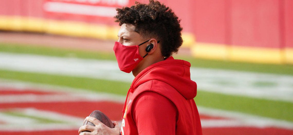 Mahomes vuelve a los entrenamientos con los Jefes