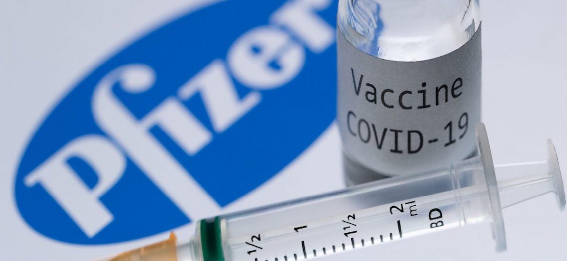 México accede a recibir menos dosis de la vacuna de Pfizer