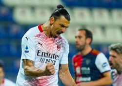 Zlatan afianza al AC Milán en la cima de la Serie A