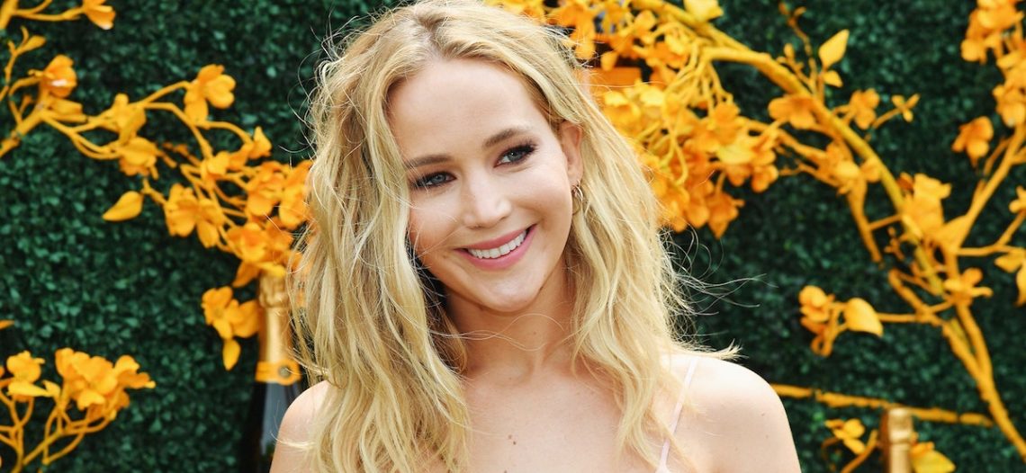 Jennifer Lawrence sufre accidente durante rodaje