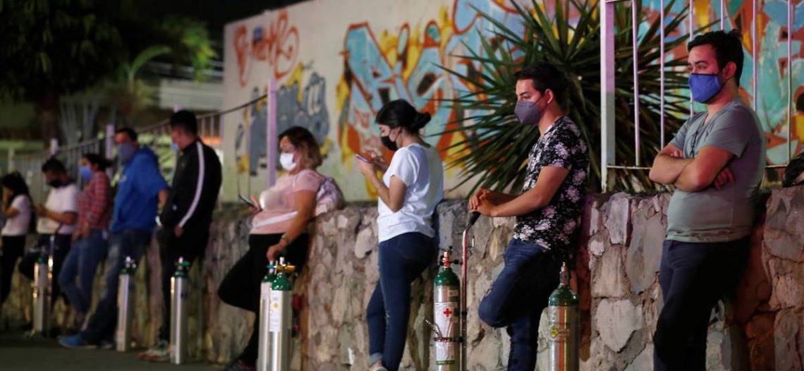 ‘Llegamos a tener cerca de 1,200 muertes por covid al día’: López-Gatell