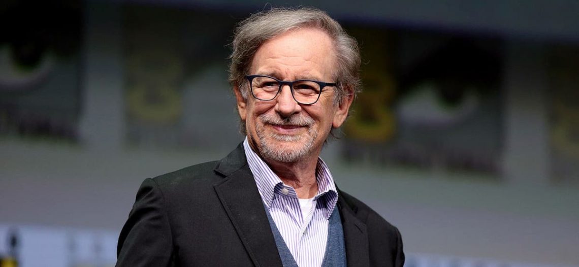 Spielberg gana Premio Génesis por preservar memoria de Holocausto