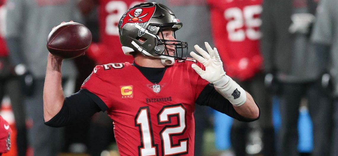 Bucaneros quieren renovar el contrato de Tom Brady
