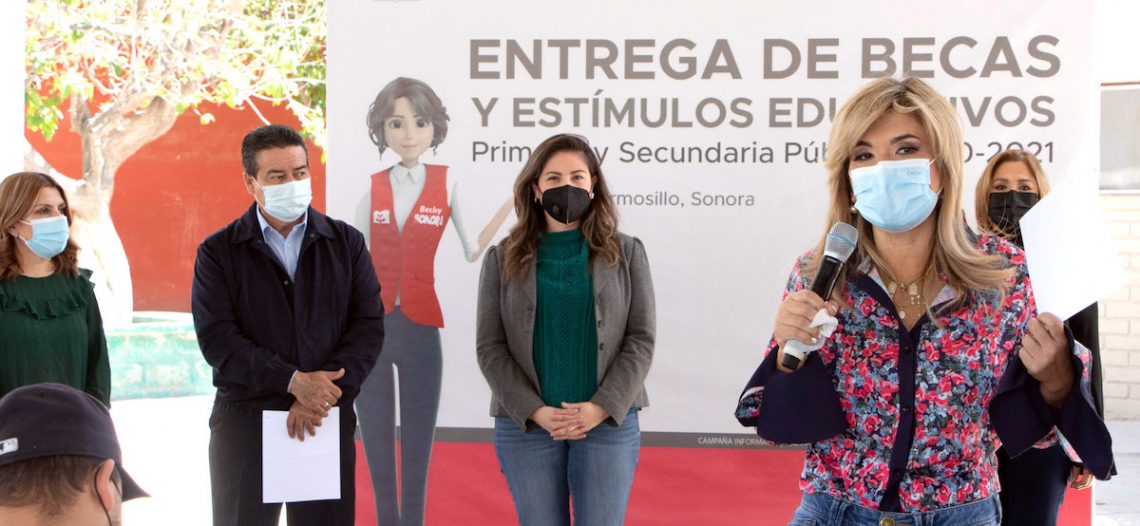 Continúa entrega de becas para estudiantes sonorenses: Gobernadora Pavlovich