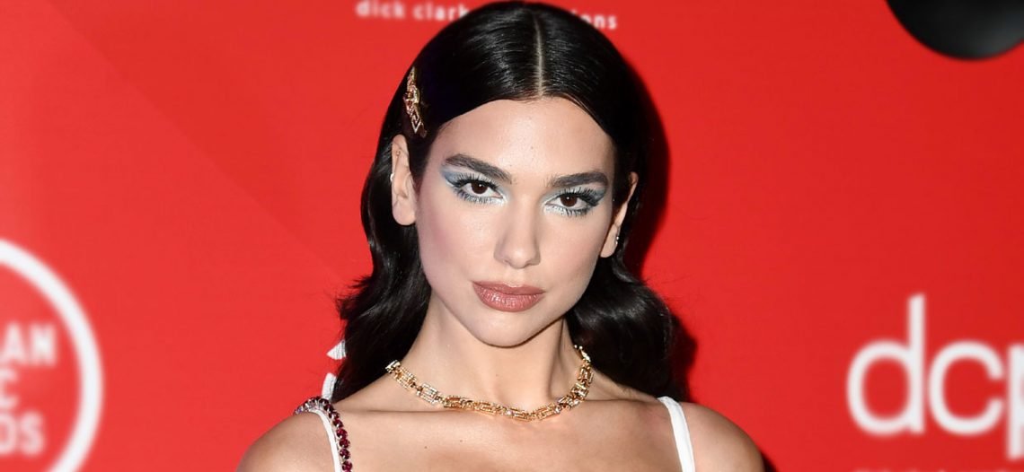 Fan ‘ataca’ a Dua Lipa en CDMX, temen que no regrese