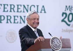 Alistan reforma a Carta Magna por ley eléctrica; López Obrador adelanta acciones