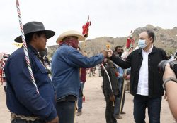 Pagaremos la deuda histórica que tenemos con las comunidades yaquis: Alfonso Durazo