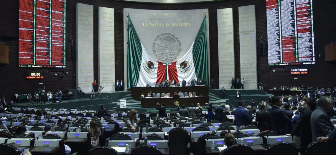 Morena y aliados aprueban regresar monopolio a Pemex