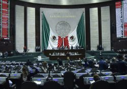 Morena y aliados aprueban regresar monopolio a Pemex