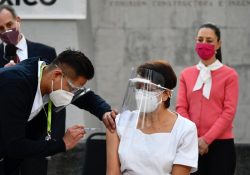 México ha aplicado más de 10 millones de vacunas contra covid-19