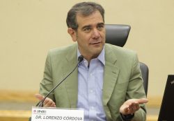 El INE le revira al presidente: “respete las reglas”