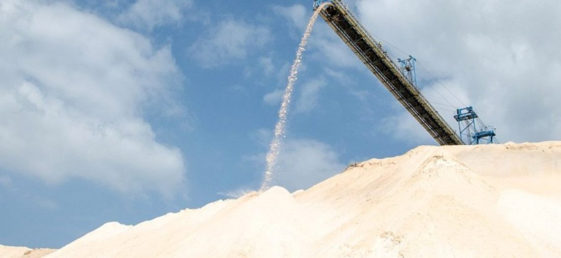 Extranjeros tienen el litio mexicano; mineras canadienses venden sus permisos a compañías chinas