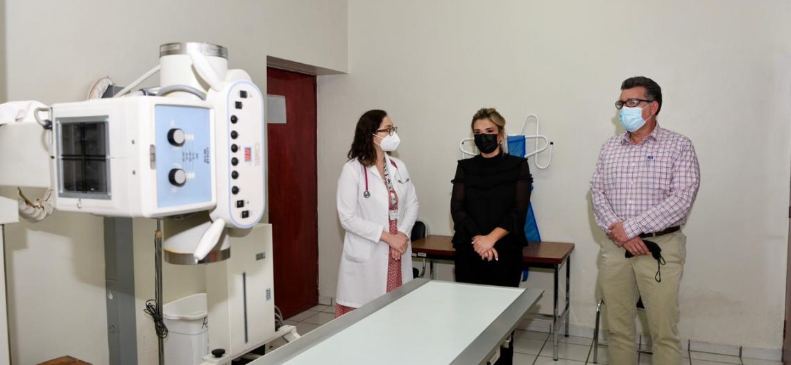 Constata Gobernadora atención de pacientes con nuevo mastógrafo en el CAAPS