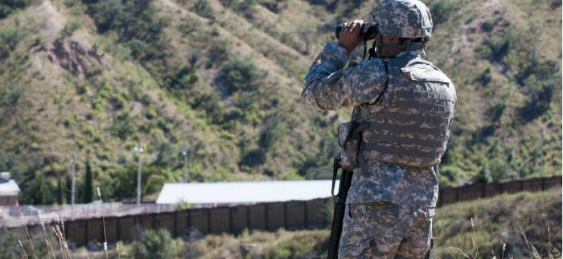 Refuerza Arizona su vigilancia en la frontera con la Guardia Nacional