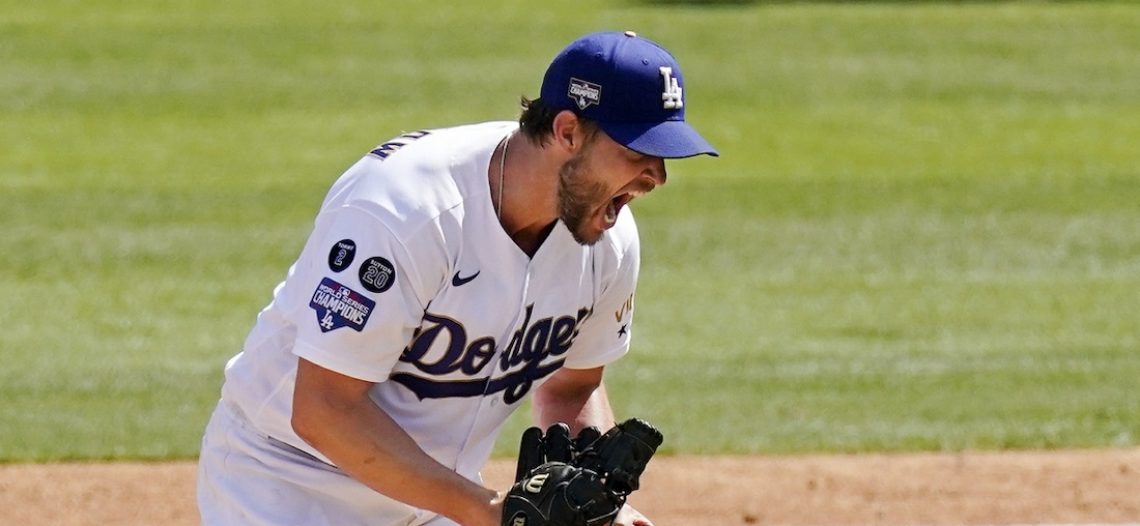 Dodgers vencen a Nacionales en duelo de pitcheo