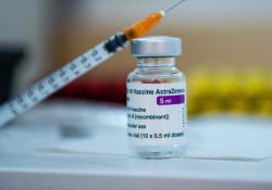 España aplicará vacuna covid de AstraZeneca solo a mayores de 60 años