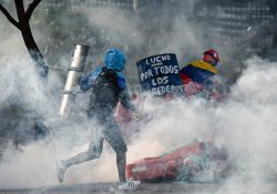 Crisis en Colombia suma más víctimas, entre ellas un bebé