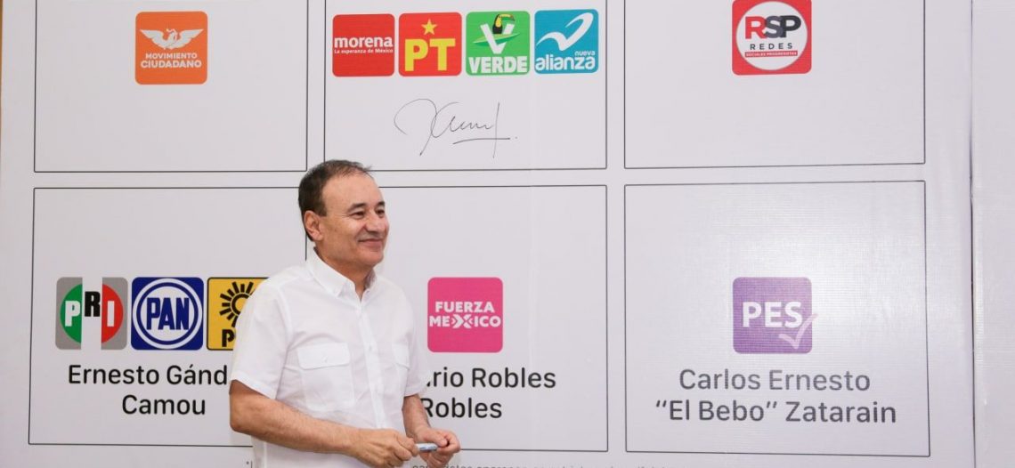Alfonso Durazo firma el Pacto por la Primera Infancia