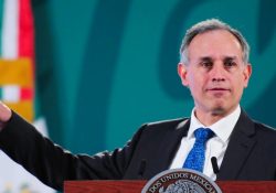 Vacunación de cuarentones reactivará economía: López-Gatell