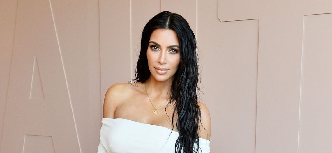 Kim Kardashian es demandada por ex empleados