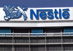 Admite Nestlé: más del 60% de productos no son saludables