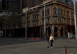 Ordena Australia cierre total en Sidney por dos semanas ante variante Delta