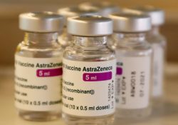 Cofepris libera más de un millón de vacunas AstraZeneca contra covid-19