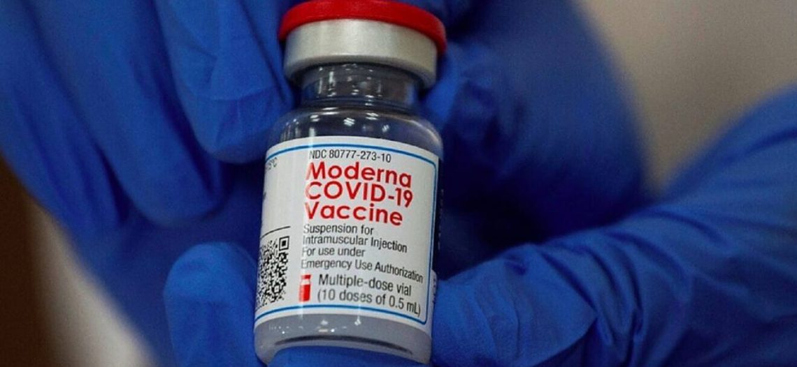 Moderna inicia ensayos de vacuna 3 en 1; protegería contra covid, influenza y gripe