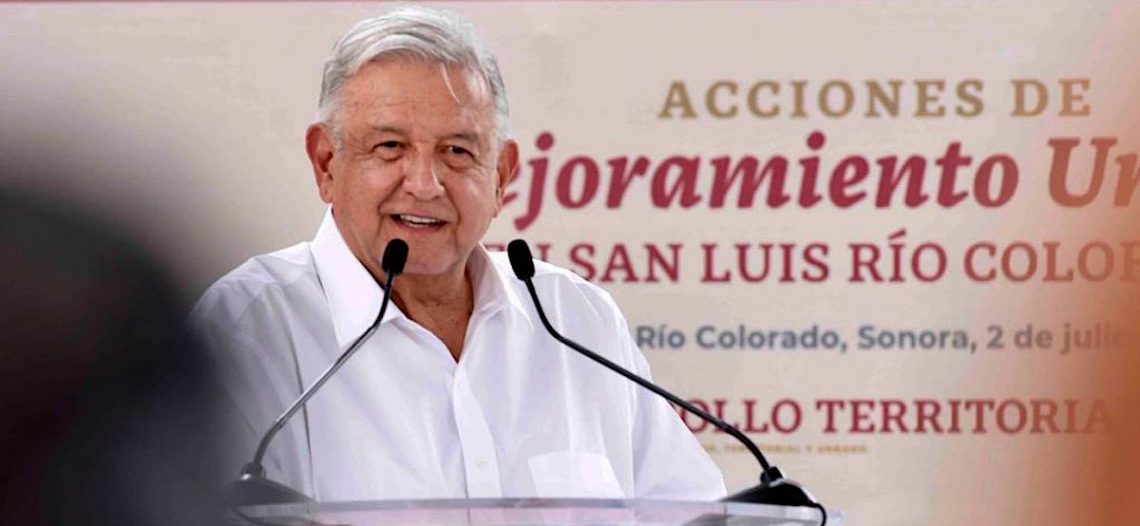 Felicita López Obrador a quienes votaron por la oposición