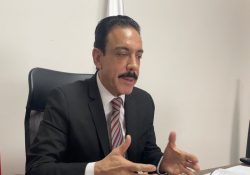 Omar Fayad pide postergar regreso a escuelas por peligro de variante Delta