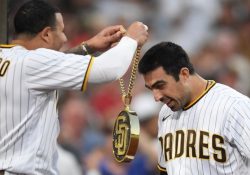 Daniel Camarena logra cuadrangular en su segundo juego