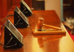 Tribunal anula elección de diputación por intervención de influencers