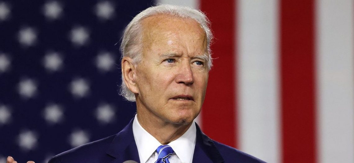 Biden elige a una abogada para representar a la Casa Blanca
