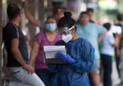 Mueren 62 personas por covid-19 en NL a pesar de estar vacunadas