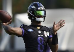 Lamar Jackson agradece estar de vuelta con Baltimore
