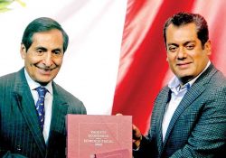 Salud e inversión impulsarán gasto; Hacienda entrega Paquete Económico 2022