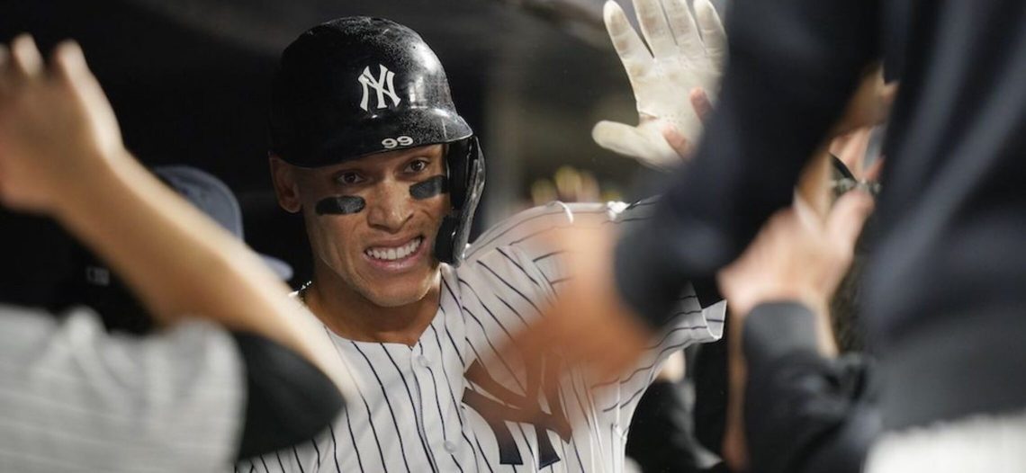 Yanquis se mantienen en la lucha por los playoffs