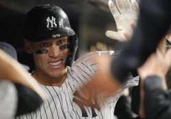 Yanquis se mantienen en la lucha por los playoffs