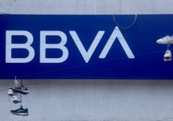 BBVA México reconoce “error interno” por la caída de su sistema del domingo; actualizaban sistemas