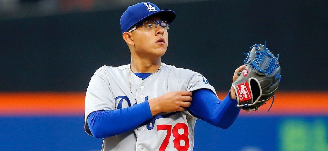 Julio Urías llega a 16 triunfos en MLB y pone a Dodgers en primer lugar