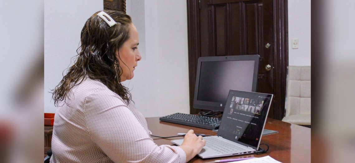 Participa Alcaldesa Karla Córdova en reunión virtual con funcionarios de la Secretaria de Salud en Sonora