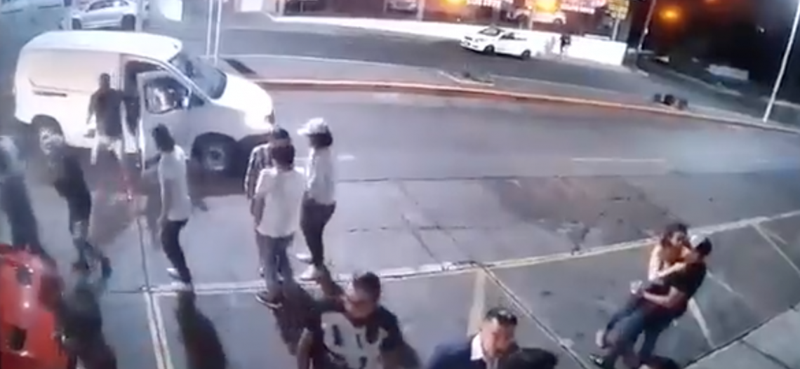Así fue el ataque armado en el exterior de un bar en Morelia | Saldo de 6 muertos