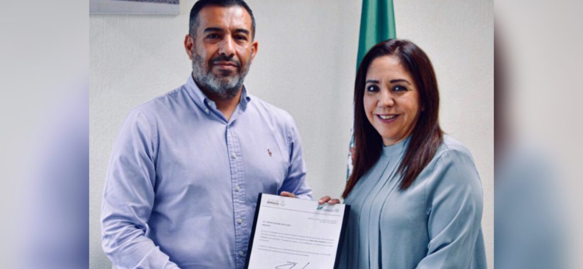 Ex candidata a alcaldesa protesta como directora académica de la Universidad Tecnológica de Guaymas