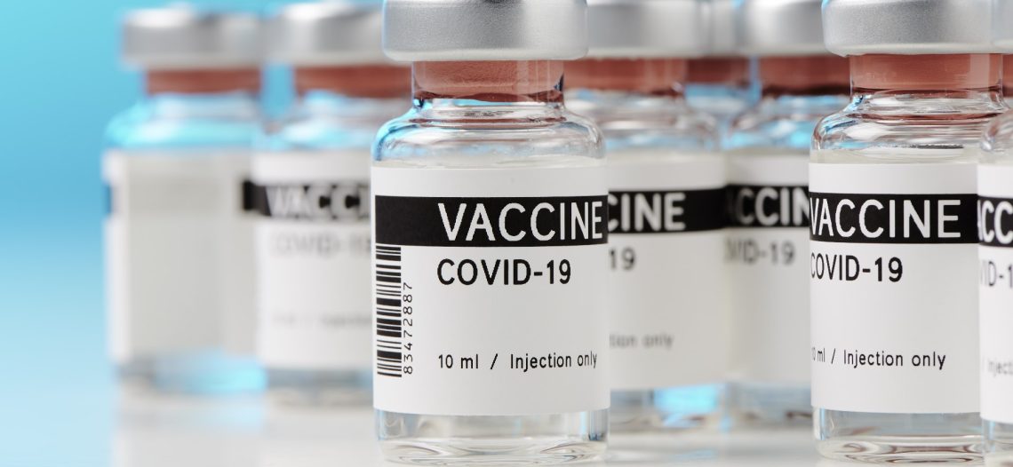 EU lanza plan para aumentar producción de vacunas covid
