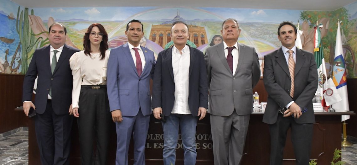 Gobernador Durazo impulsa la transparencia en el otorgamiento de notarías